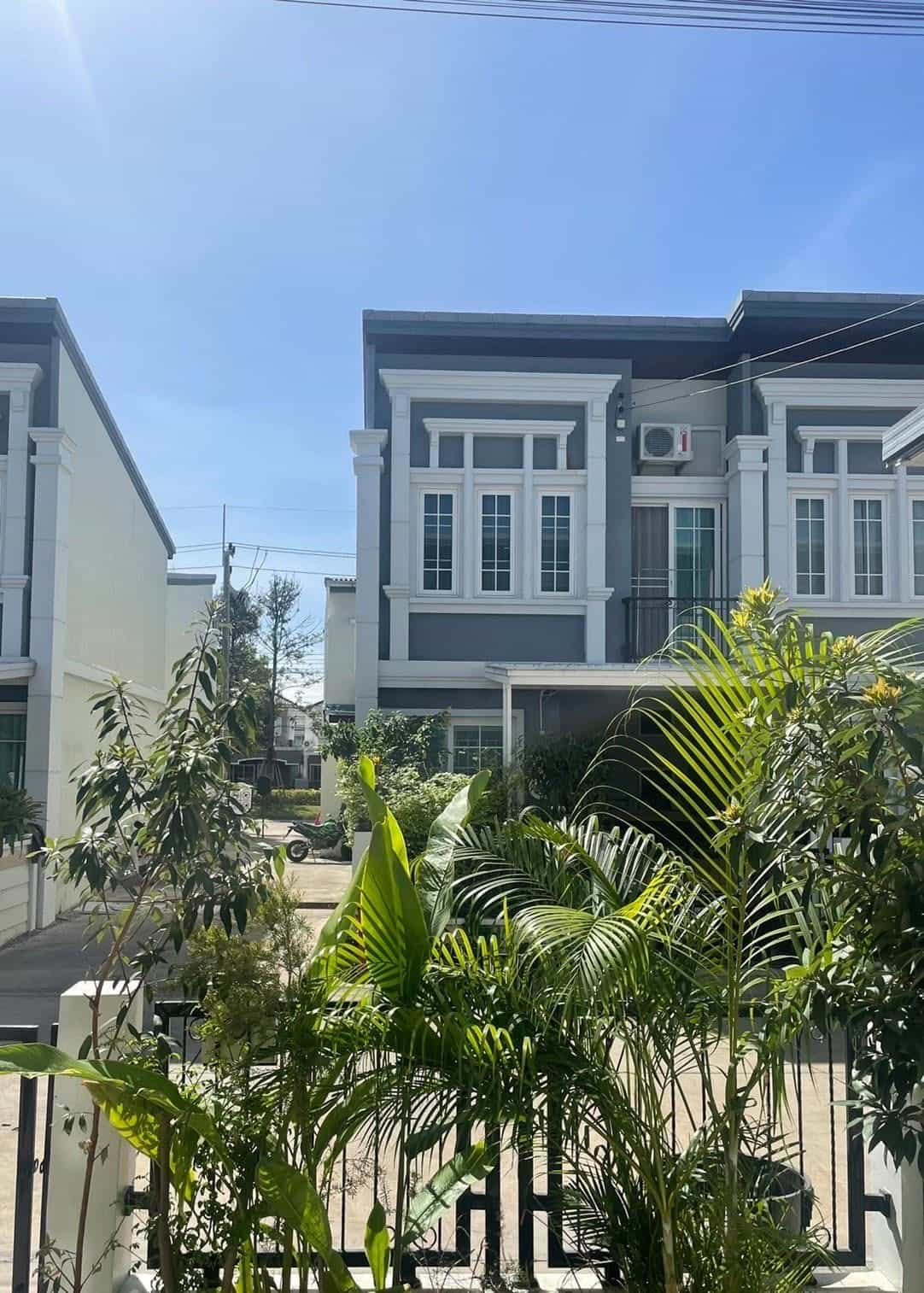 ทาวน์โฮม Golden Neo ริมบึงแก่นนคร – ทำเลกลางเมือง